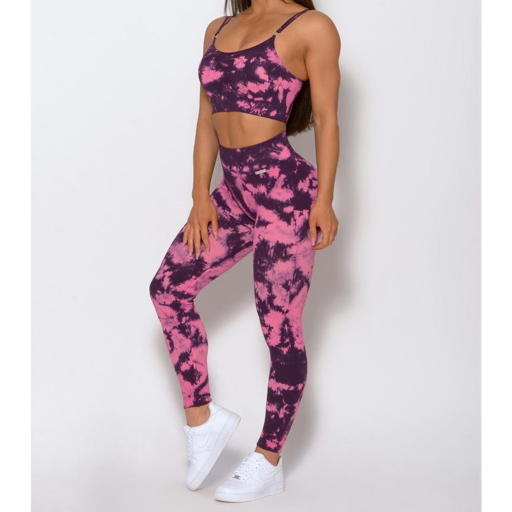 Bombshell tie dyed leggings